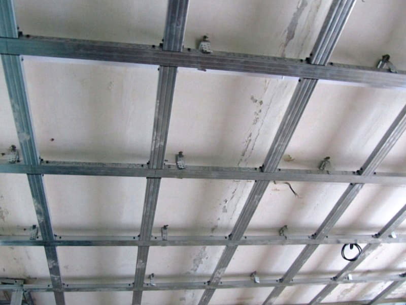 Металлический каркас для подвесного потолка